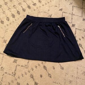 Blue and black houndstooth plaid knit skirt